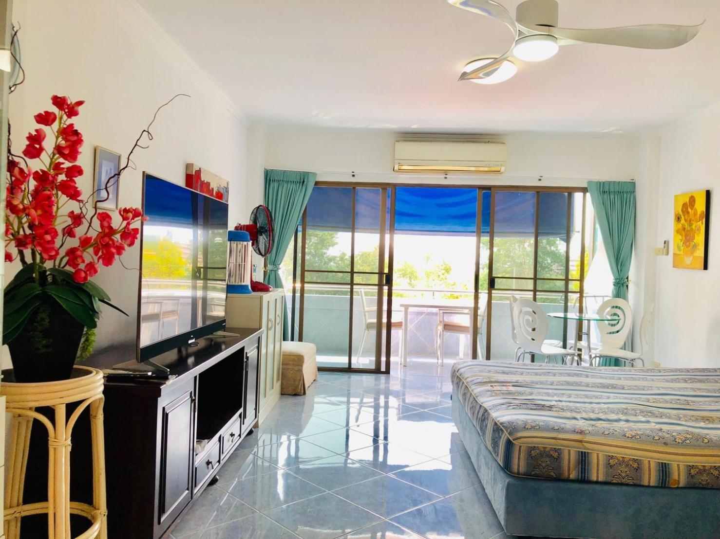 Jomtien Hill Resort Pratamnak Pattaya Exterior photo