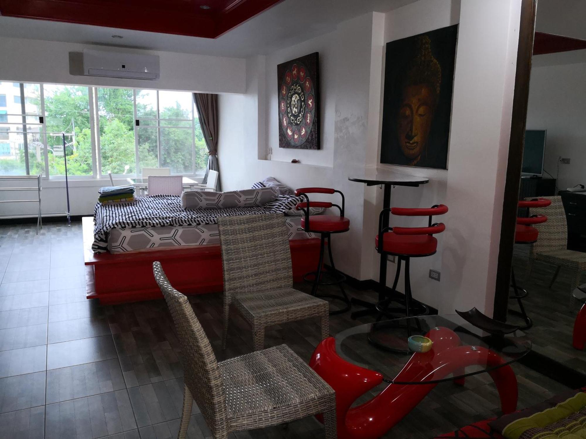 Jomtien Hill Resort Pratamnak Pattaya Exterior photo