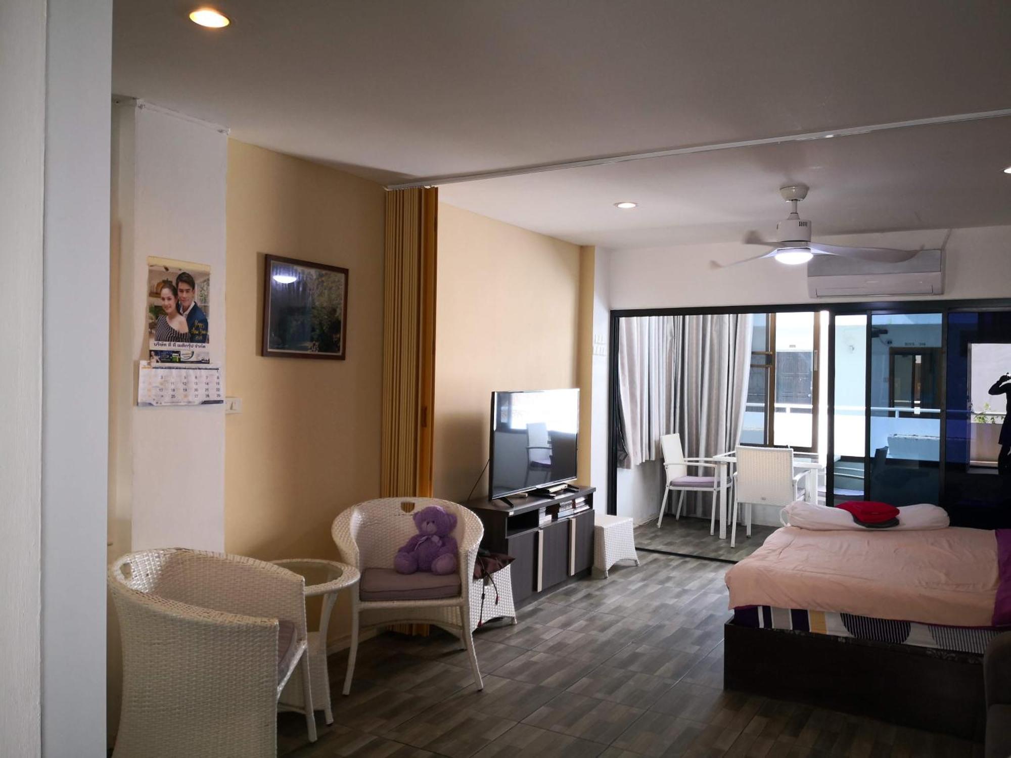 Jomtien Hill Resort Pratamnak Pattaya Exterior photo