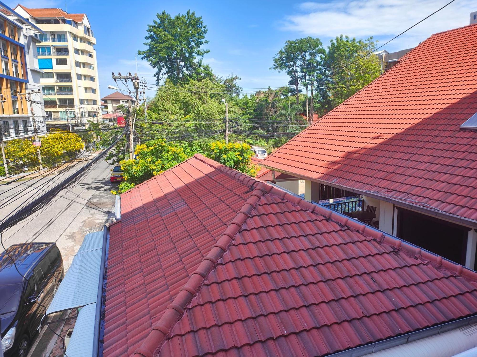 Jomtien Hill Resort Pratamnak Pattaya Exterior photo