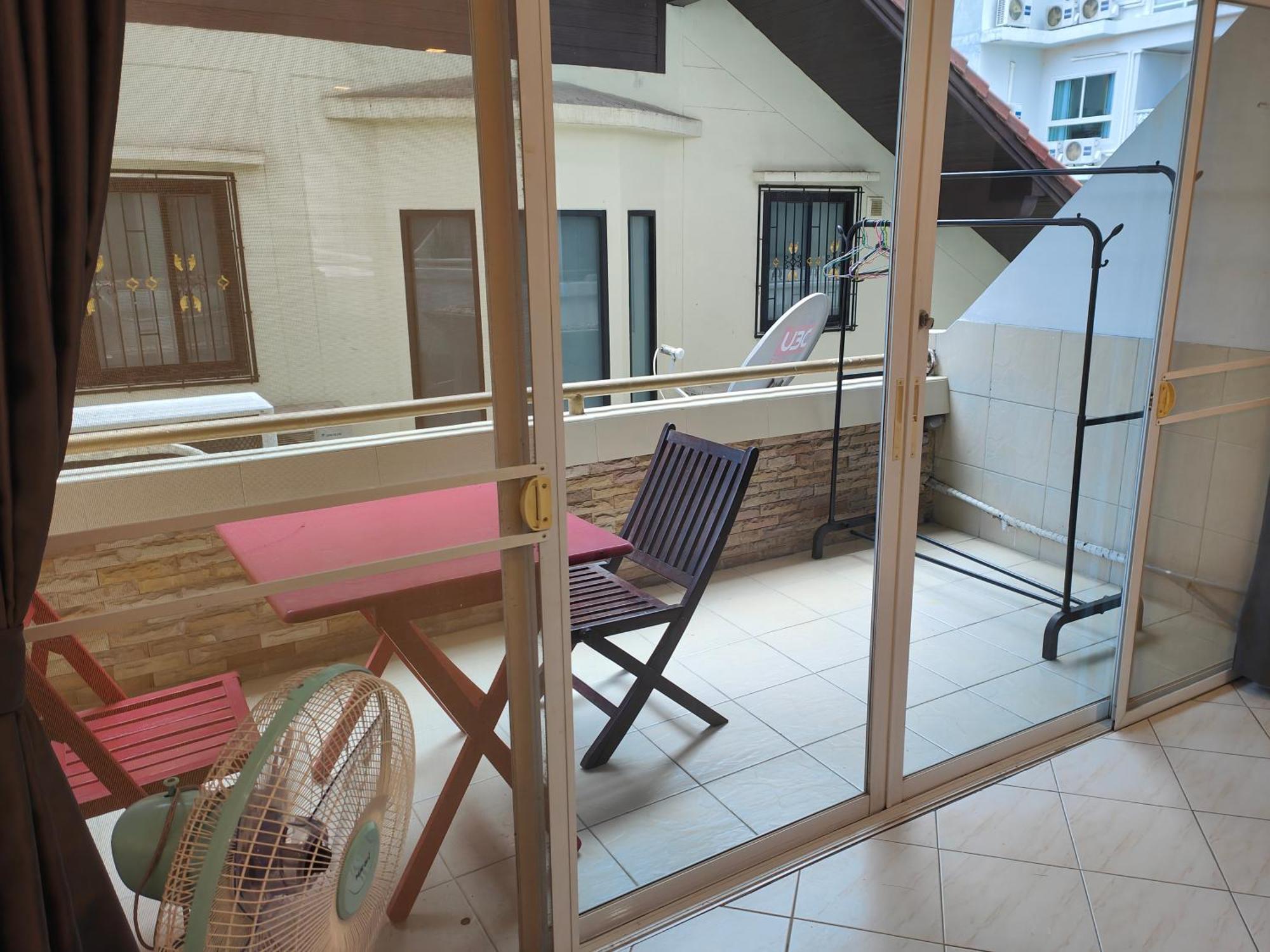 Jomtien Hill Resort Pratamnak Pattaya Exterior photo