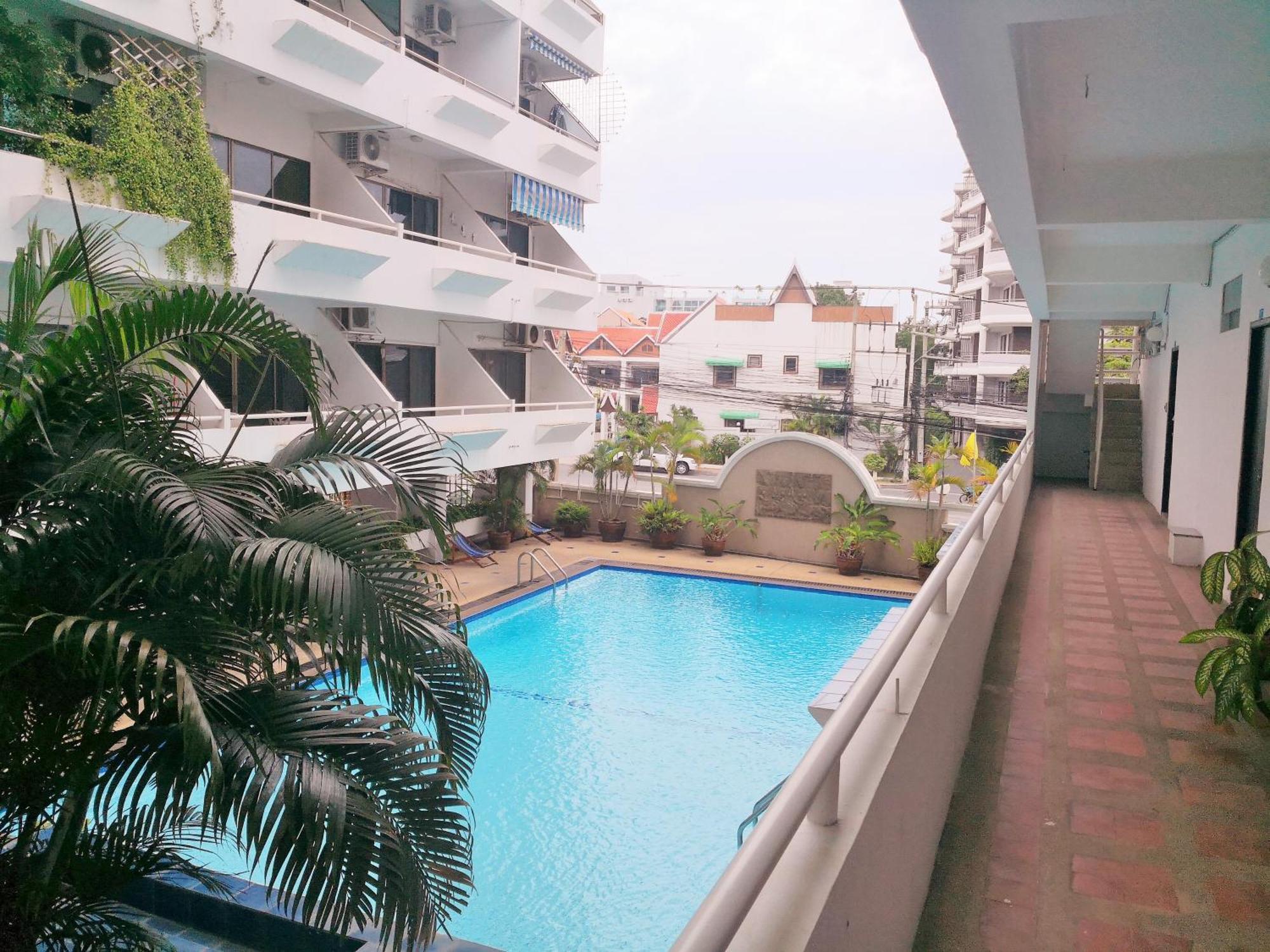 Jomtien Hill Resort Pratamnak Pattaya Exterior photo