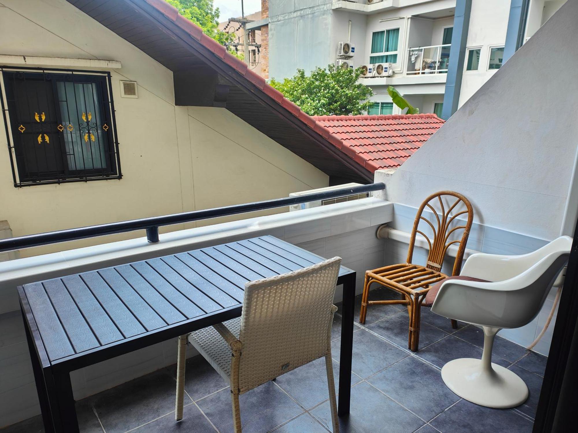 Jomtien Hill Resort Pratamnak Pattaya Exterior photo